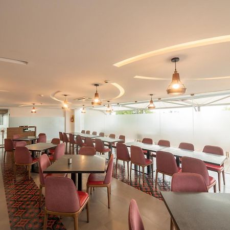 Hotel Visakka Palani Dış mekan fotoğraf