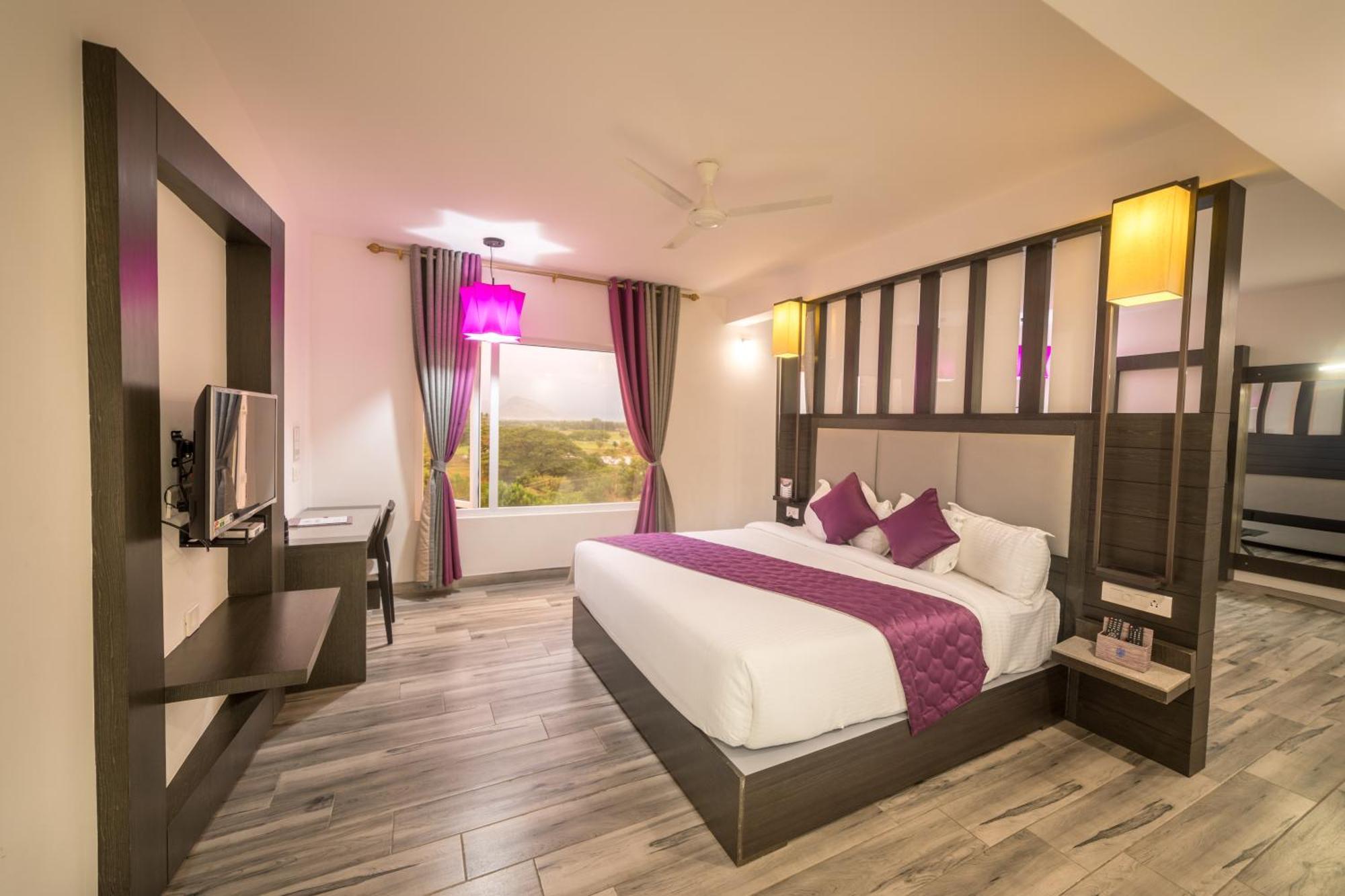Hotel Visakka Palani Dış mekan fotoğraf