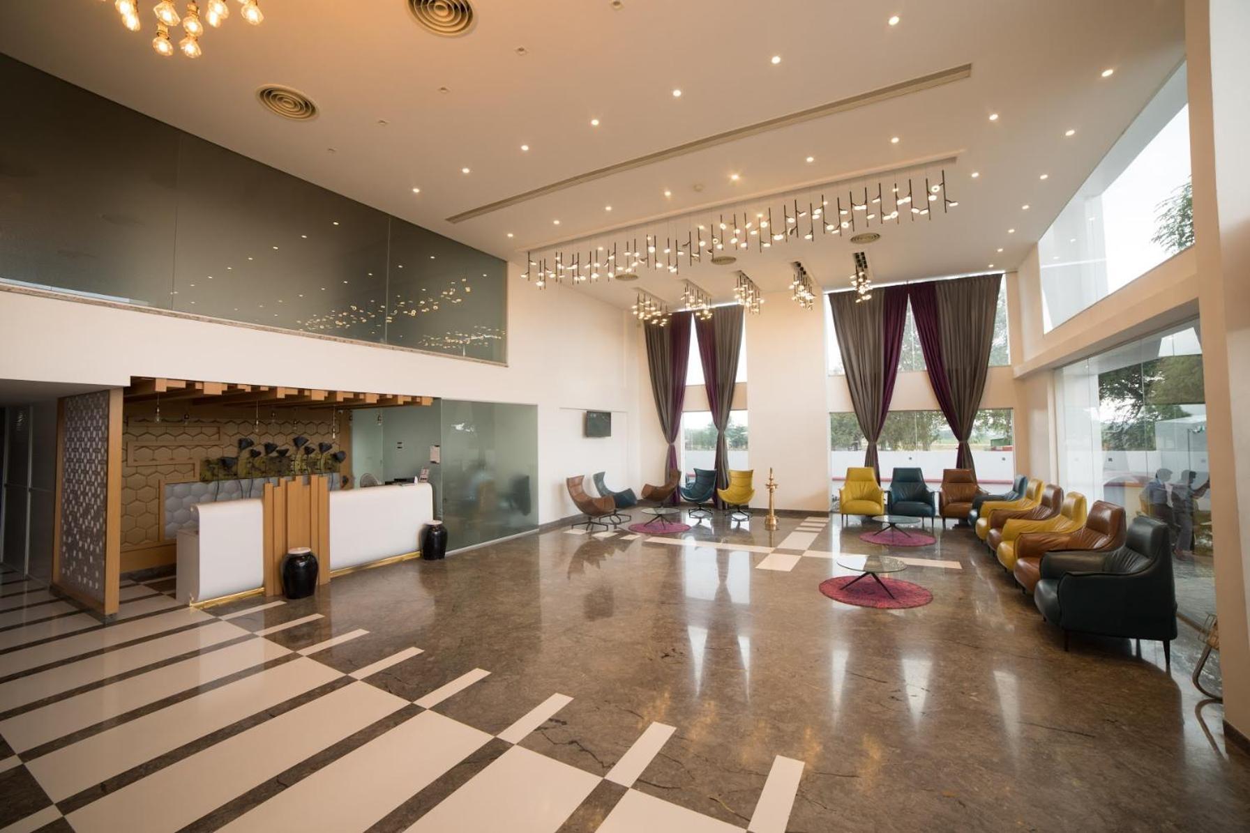Hotel Visakka Palani Dış mekan fotoğraf