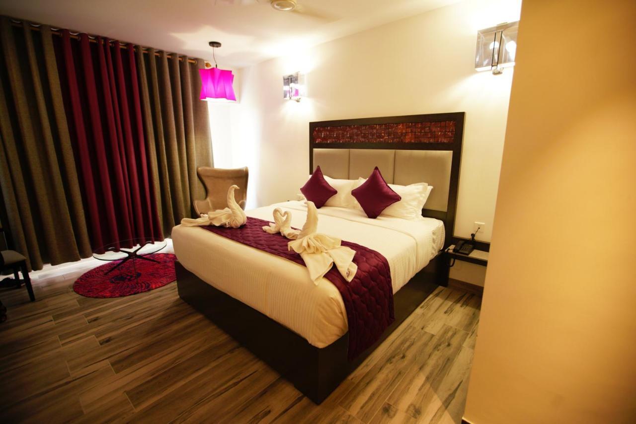 Hotel Visakka Palani Dış mekan fotoğraf